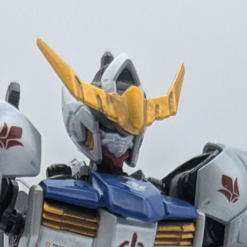 バルバトス　顔面