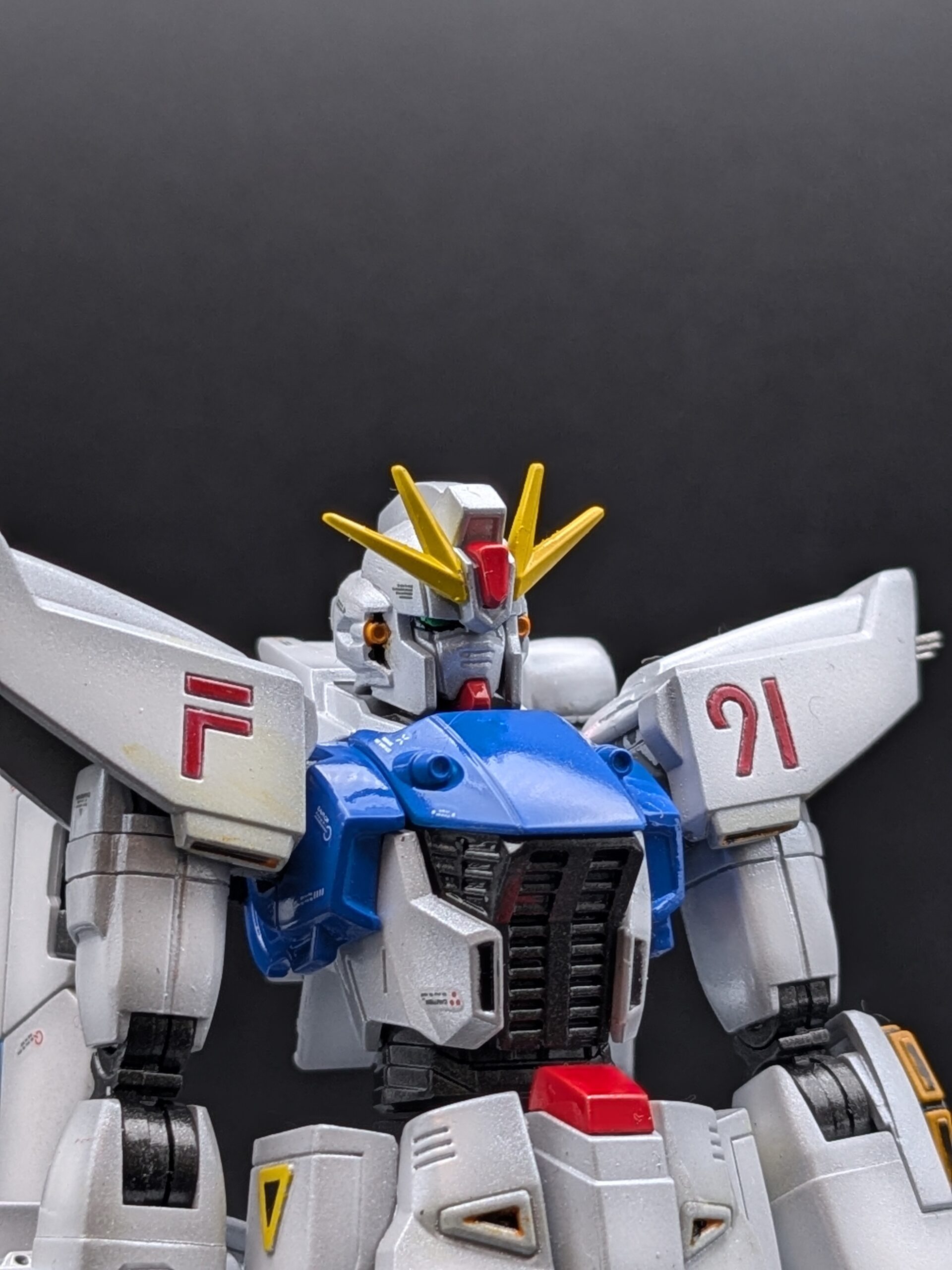 HGUC ガンダムF91 1/144 作例｜パール仕上げ＋改修でシルエットを整える全塗装