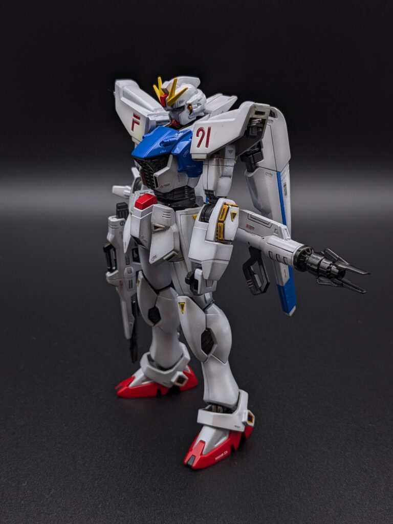 HGUC ガンダムF91 作例 右斜め前 全体像