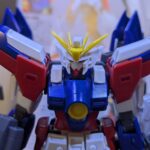 HGAC ウイングガンダムゼロ 頭部アップ・V字アンテナとバイザーのディテール