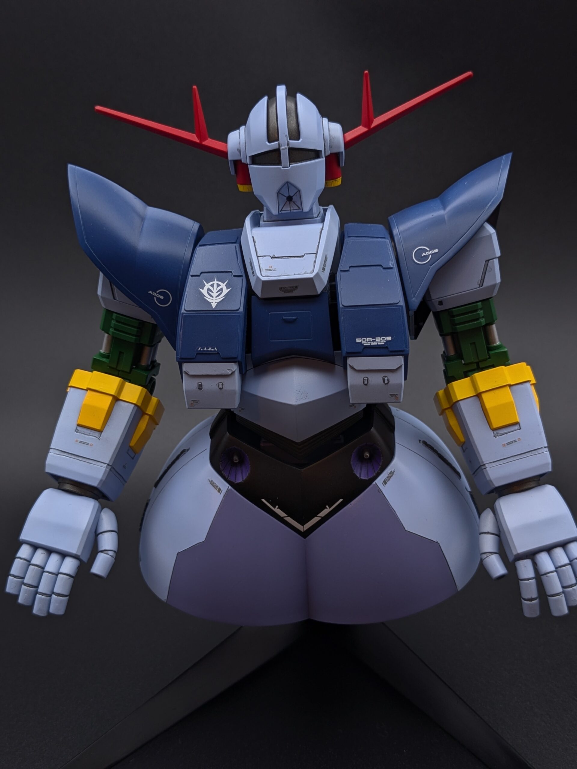 HGUC ジオング 1/144 作例ギャラリー｜ジオングらしい重厚感を全塗装で引き出す