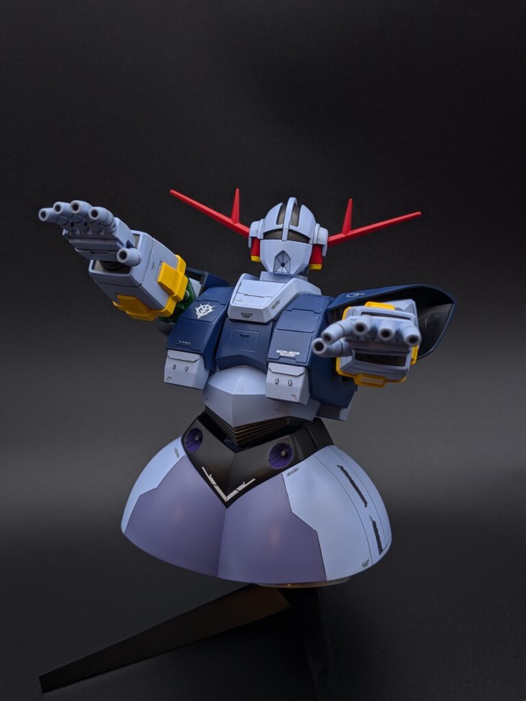 HGUC ジオング 1/144 射撃ポーズ 斜め前|5連装メガ粒子砲を前に向けたアクションカット