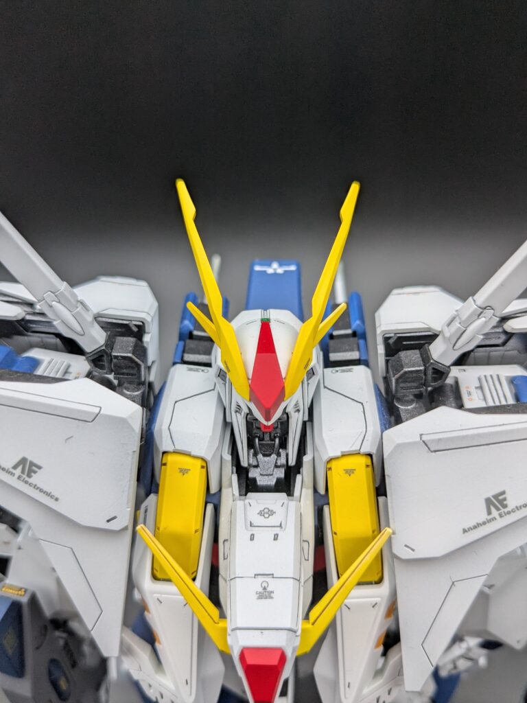 HGクスィーガンダム 頭部アップ ブレードアンテナ