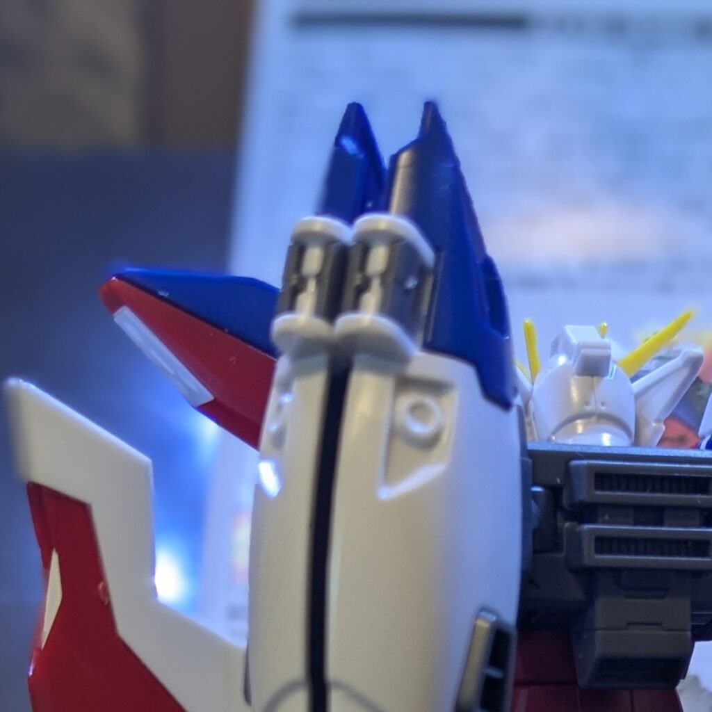 ウイングガンダムゼロ 羽のヒンジ 無加工
