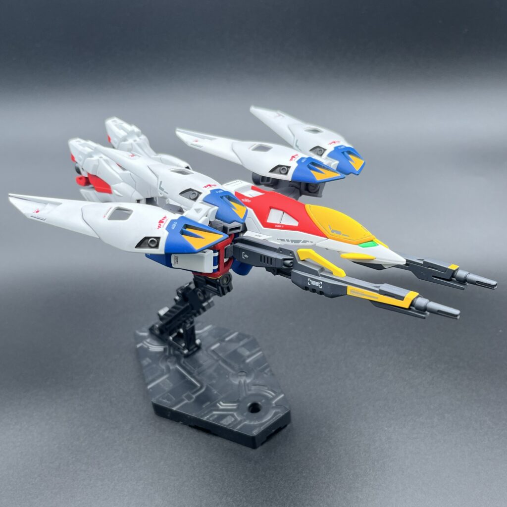 HGAC ウイングガンダムゼロ ネオバード形態・右斜め前からのアングル